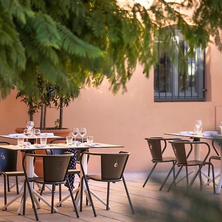 L'Eautel Toulon Centre Port Hotell Exteriör bild