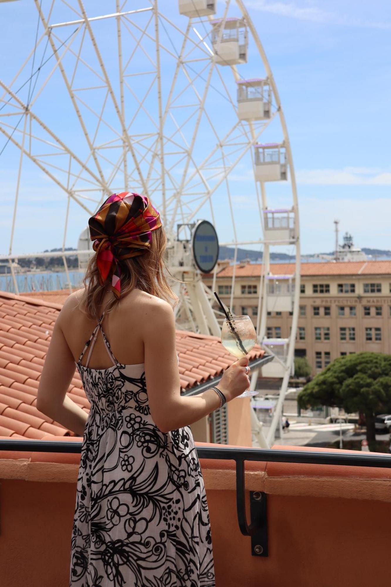 L'Eautel Toulon Centre Port Hotell Exteriör bild